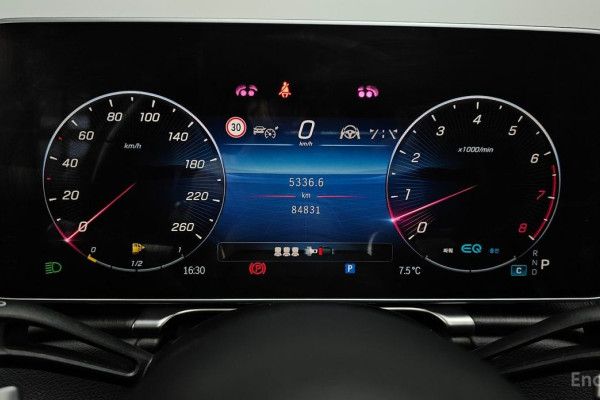 2022 Mercedes-Benz S-Класс с пробегом 84 831 км