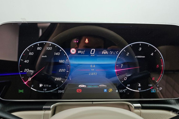 2022 Mercedes-Benz S-Класс с пробегом 15 892 км