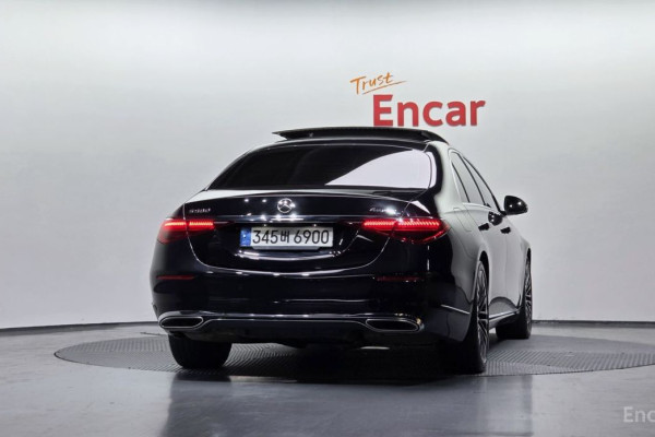 2022 Mercedes-Benz S-Класс с пробегом 45 731 км