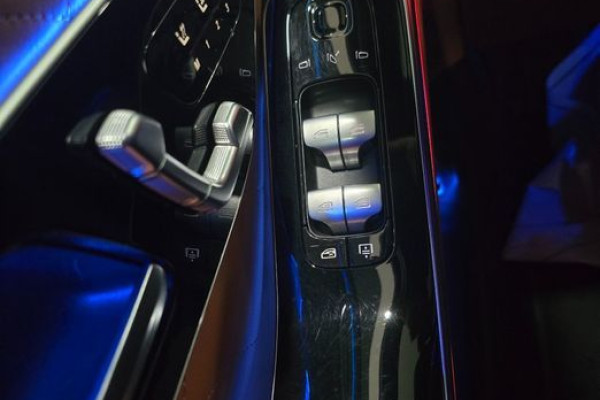 2023 Mercedes-Benz S-Класс с пробегом 49 135 км