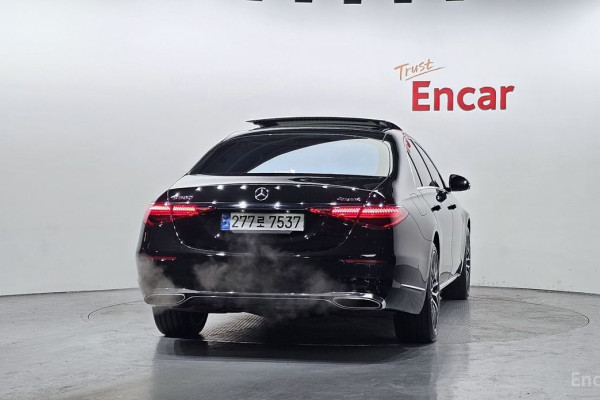 2022 Mercedes-Benz S-Класс с пробегом 61 979 км