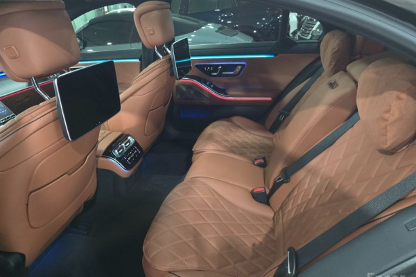 2023 Mercedes-Benz S-Класс с пробегом 49 135 км