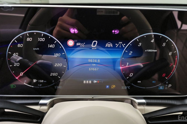 2023 Mercedes-Benz S-Класс с пробегом 69 667 км