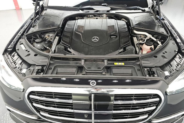 2023 Mercedes-Benz S-Класс с пробегом 28 252 км
