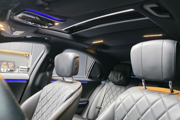 2022 Mercedes-Benz S-Класс с пробегом 32 020 км