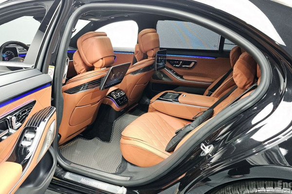 2023 Mercedes-Benz S-Класс с пробегом 28 252 км