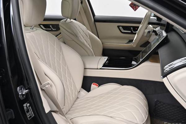 2022 Mercedes-Benz S-Класс с пробегом 27 774 км