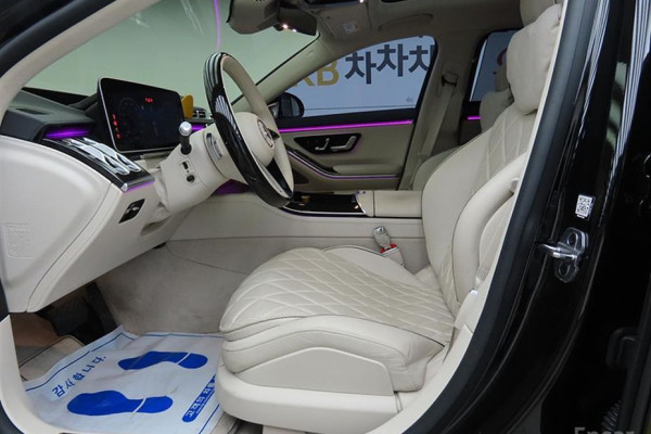 2022 Mercedes-Benz S-Класс с пробегом 24 500 км