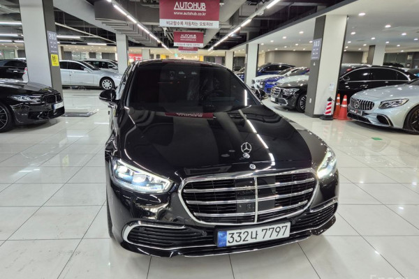 2022 Mercedes-Benz S-Класс с пробегом 28 025 км