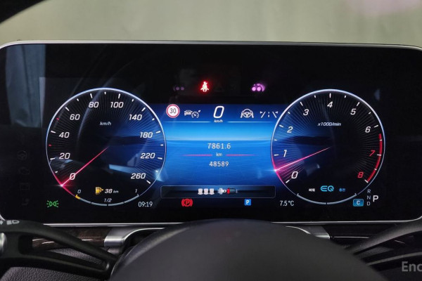 2022 Mercedes-Benz S-Класс с пробегом 48 589 км