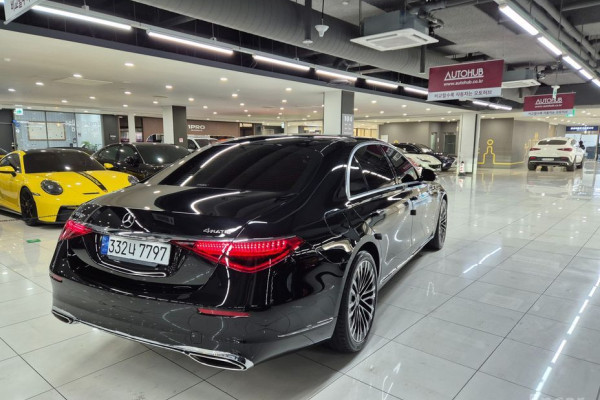 2022 Mercedes-Benz S-Класс с пробегом 28 025 км