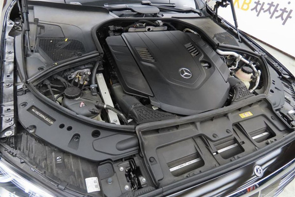 2022 Mercedes-Benz S-Класс с пробегом 24 500 км