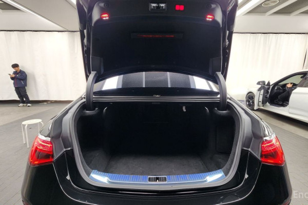 2022 Mercedes-Benz S-Класс с пробегом 48 589 км