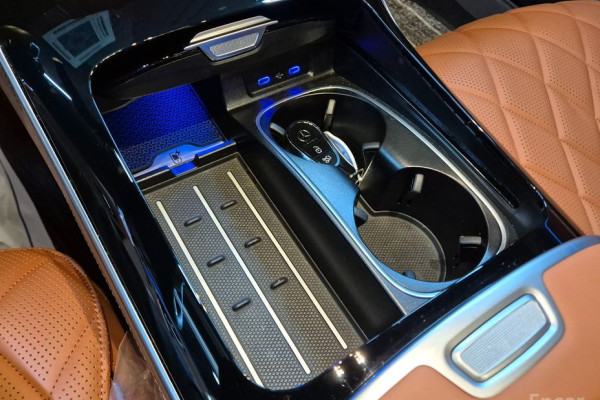 2022 Mercedes-Benz S-Класс с пробегом 28 025 км