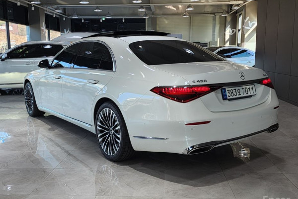 2023 Mercedes-Benz S-Класс с пробегом 18 300 км