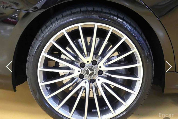 2023 Mercedes-Benz S-Класс с пробегом 22 900 км