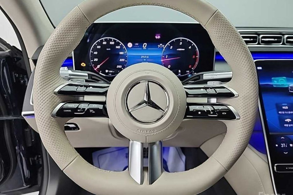2022 Mercedes-Benz S-Класс с пробегом 20 262 км