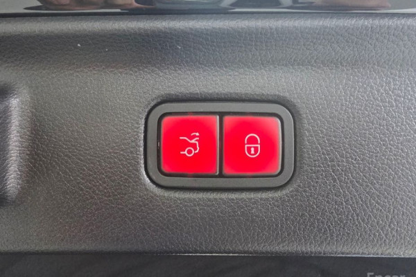 2023 Mercedes-Benz S-Класс с пробегом 23 413 км