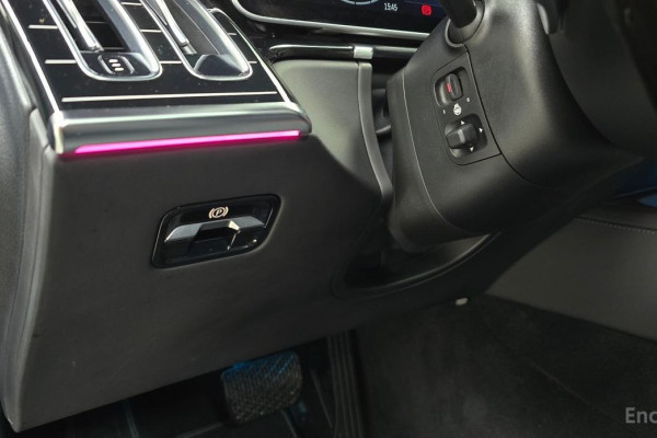 2023 Mercedes-Benz S-Класс с пробегом 50 496 км