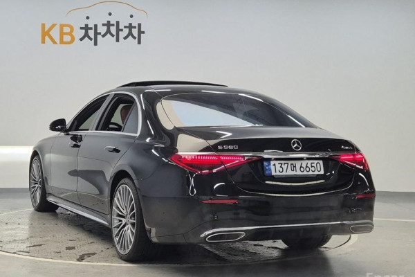 2023 Mercedes-Benz S-Класс с пробегом 42 133 км