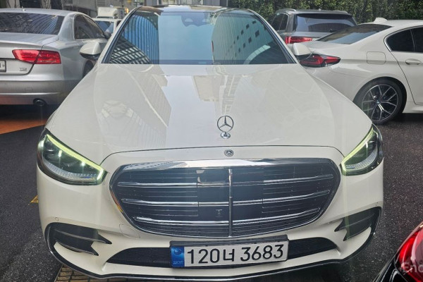 2022 Mercedes-Benz S-Класс с пробегом 26 700 км