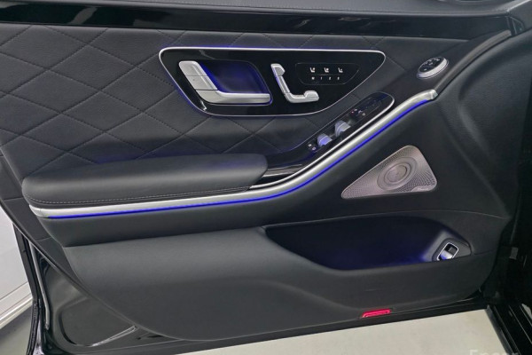 2023 Mercedes-Benz S-Класс с пробегом 23 413 км