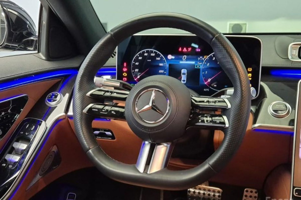 2023 Mercedes-Benz S-Класс с пробегом 42 133 км