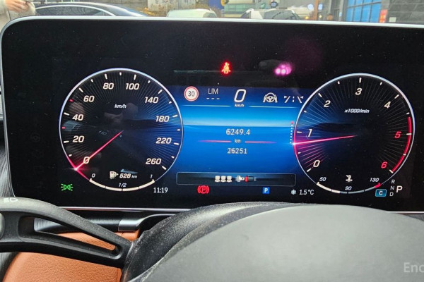 2022 Mercedes-Benz S-Класс с пробегом 26 700 км