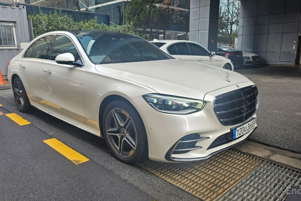 2022 Mercedes-Benz S-Класс с пробегом 26 700 км