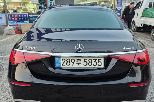 2023 Mercedes-Benz S-Класс с пробегом 106 609 км