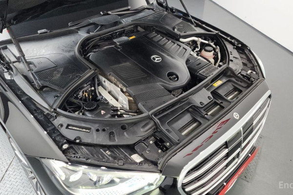 2022 Mercedes-Benz S-Класс с пробегом 40 498 км