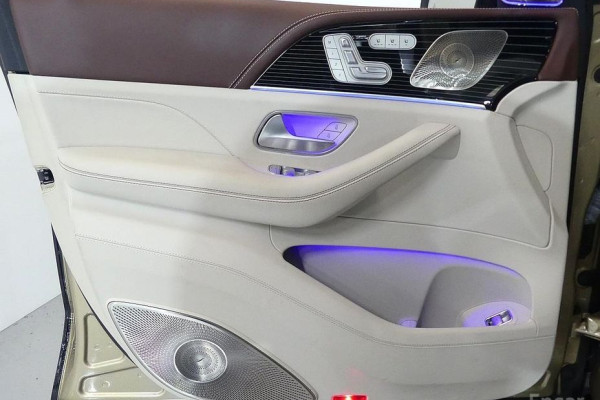 2023 Mercedes-Benz GLS с пробегом 30 400 км