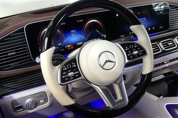 2023 Mercedes-Benz GLS с пробегом 30 400 км