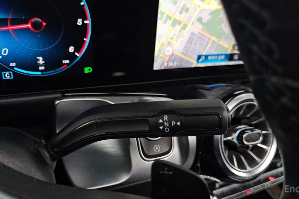 2022 Mercedes-Benz GLB с пробегом 28 799 км