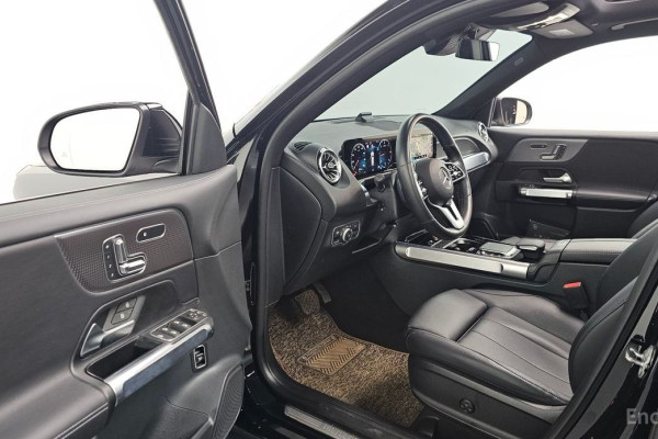 2022 Mercedes-Benz GLB с пробегом 28 799 км