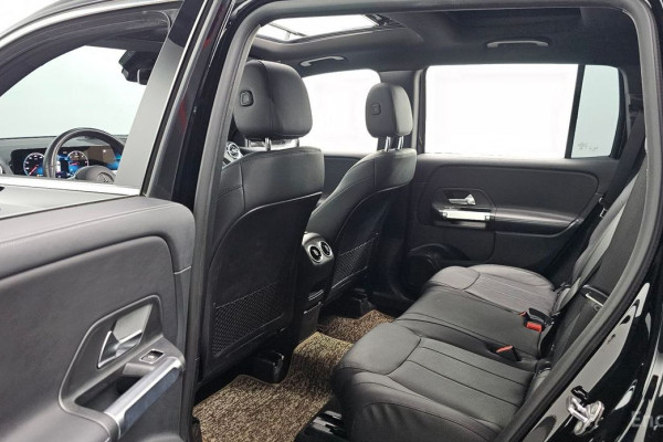 2022 Mercedes-Benz GLB с пробегом 28 799 км