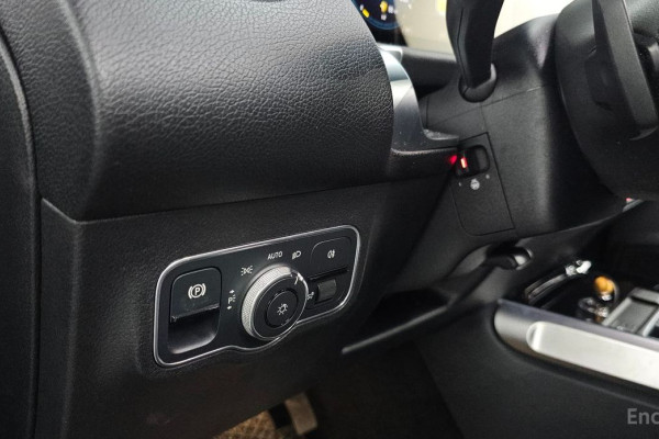 2022 Mercedes-Benz GLB с пробегом 28 799 км