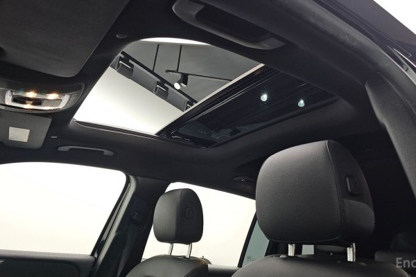 2022 Mercedes-Benz GLB с пробегом 28 799 км