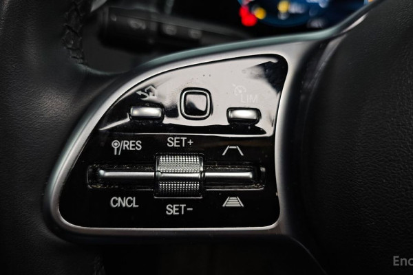 2022 Mercedes-Benz GLB с пробегом 28 799 км