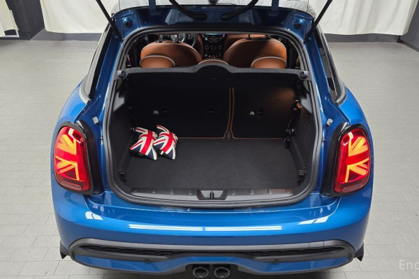 2022 Mini  с пробегом 26 771 км