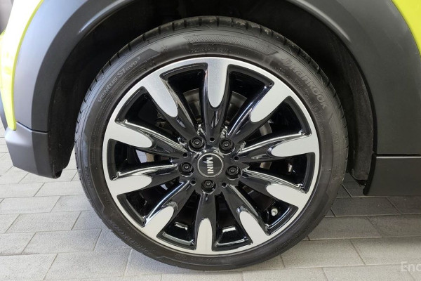 2023 Mini  с пробегом 18 088 км