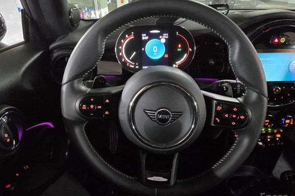 2022 Mini  с пробегом 21 100 км