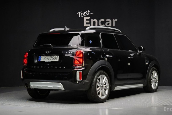 2022 Mini Countryman с пробегом 30 000 км