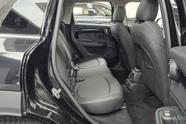 2022 Mini Countryman с пробегом 30 000 км