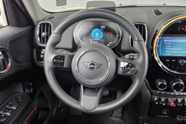 2022 Mini Countryman с пробегом 30 000 км