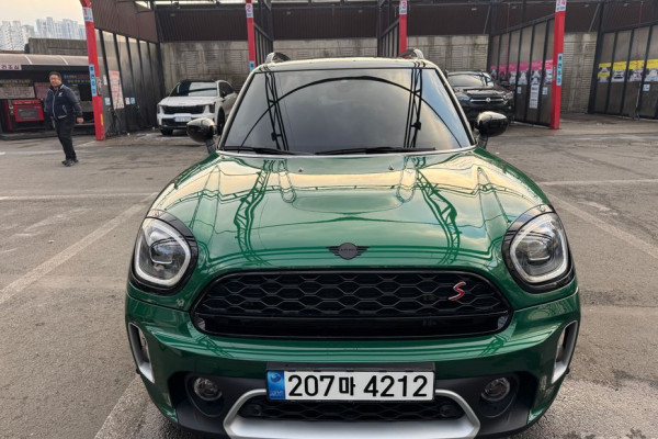 2023 Mini Countryman с пробегом 27 000 км
