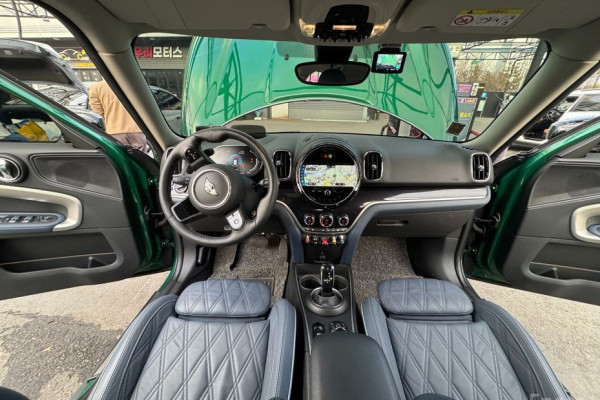 2023 Mini Countryman с пробегом 27 000 км