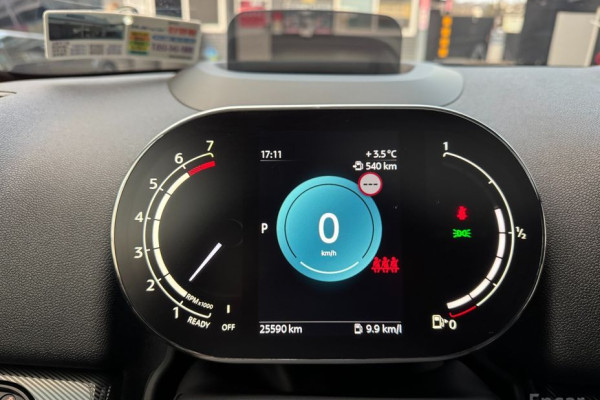 2023 Mini Countryman с пробегом 27 000 км