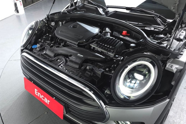 2023 Mini Clubman с пробегом 29 051 км