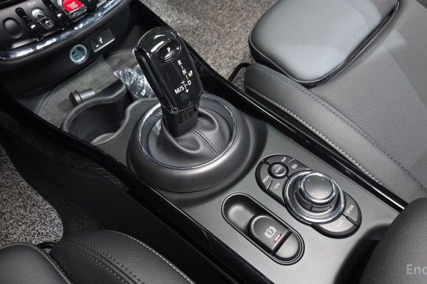 2023 Mini Clubman с пробегом 29 051 км